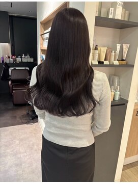 ユーフォリア 青山(Euphoria) 【担当きょうこ】赤み消しラベンダーグレージュ透明感暗髪ロング