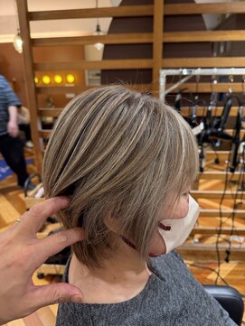 ドゥワドフェパッソ(Doigt de fee passo) 大人ショートボブ