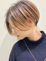 ピークアブー 原宿ハラカド(PEEK-A-BOO)&nbsp;前下がりハンサムショート/刈り上げ大人女子/ハイライト/くせ毛