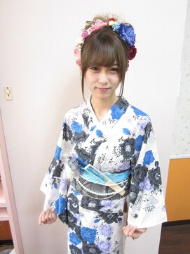 美容室イーナ(e na) 可愛く浴衣で♪
