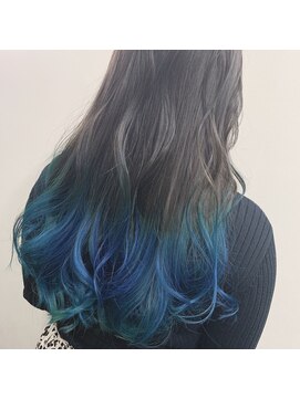 テクライズ 豊橋店(TECHRISE) ブルーグラデーションカラー