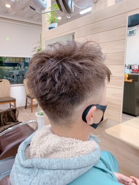 シードヘア(seed hair) スキンフェードメンズショート