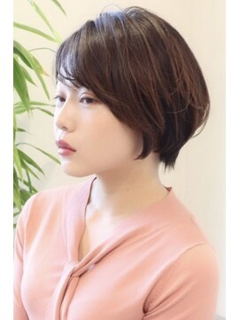 アイ(I.) 【I.】くしゃっと動きのある前下がりショートボブ 川口