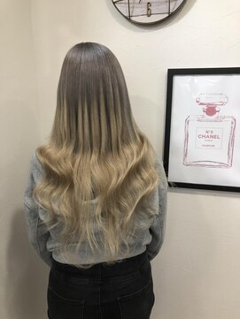 ニーナ ヴィジョン(NINA visioN) カット+プルエクステ