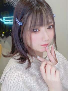 アマンドール(Aman D'or) ぱっつん前髪×ホワイトブロンドインナー