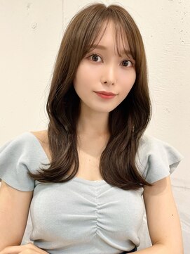 ルームバイシー 新宿(Loom. by Sea) 韓国風前髪/グレージュカラー/シルキーベージュ/斜めバング