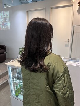 ロカ 表参道(loka) オリーブグレー/ニュアンスカラー[表参道/ハイライト]Mai