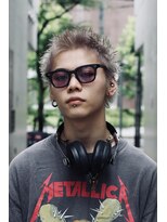 ルアウラフ(LUAU LOUGH)&nbsp;ホワイトカラー×スパイキーショート