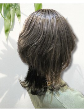 ヨンマルゴ(405) ミディアムウルフ　逆インナー