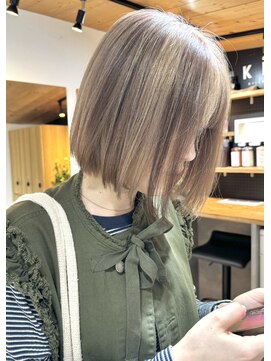 キラ 渋谷(KILLA) デザインカラー＿レイヤーカット＿オリーブベージュ