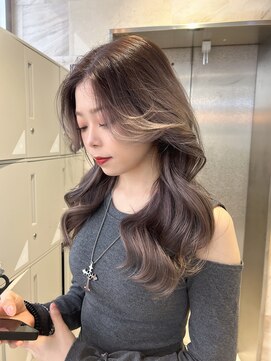 リリー(Lilley) 【lilley 稲永麻衣】レイヤーカット+ロング+顔まわり+韓国ヘア