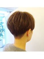 アロー(Arrow)&nbsp;女性でも楽しめる刈り上げマッシュスタイル☆