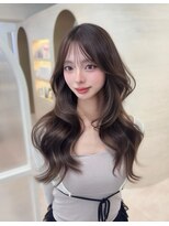 ヴェイナゴヤ(VEYY. nagoya) フォワード巻き/レイヤーカット/韓国ヘア/ブリーチなし/ベージュ