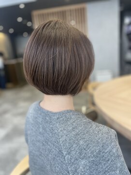 リファインド(REFINED) 丸みがかわいいボブ　　村田