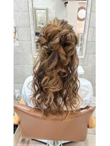 ファレ(Phalae)&nbsp;ハーフアップ