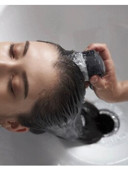 スレーヌサロンハナレ 北千住美容院(Sereine salon HANARE)の写真/ 髪の毛の水分量が上がる!!今話題の【marbb】(マーブ)ナノバブル道入!!!!!メリットが多すぎる♪