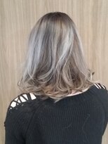 サムブリッジ(SOMEBRIDGE)&nbsp;【SOMEBRIDGE 亀有】外国人風ハイライトグラデーション