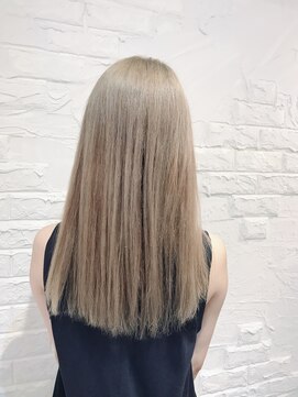 ウーロス(uros.) ヌーディーカラー☆ミルクティーベージュ