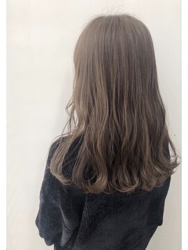 ジーナ 福岡天神(Zina) pearl beige♪