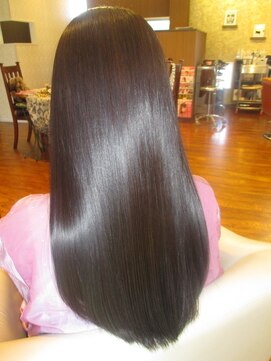 ヘアープロデュース ア ラ モード(Hair Produce A La Mode) ツヤツヤサラサラストレート美髪