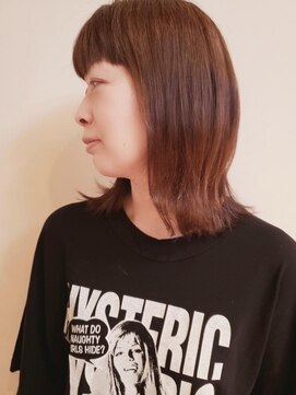 トップヘアー ガーデンヴィラ 安城(Garden Villa) 大人カジュアル外ハネボブ/ニュアンスカラー/ぱっつん前髪