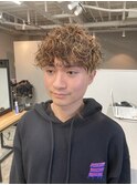 ツイストスパイラルパーマ×前下がりマッシュ