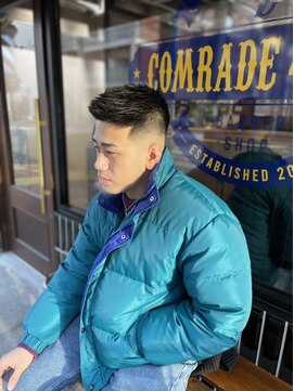 カムレイドフォーライフ(COMRADE 4 LIFE) フェザーアップ　　担当西村