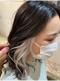 インナーカラー×ミディアムパーマ