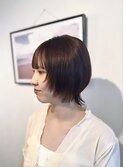20代30代チョコレートブラウンショートウルフカット
