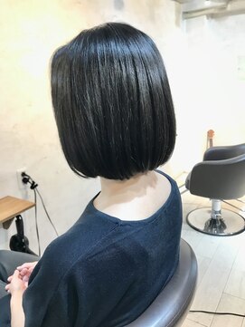 キウイ(kiwi) 髪質改善ストレートボブスタイル