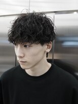 レタッチバイフィフス(RETOUCH by fifth)&nbsp;シャドウパーマ無造作パーマセンターパートマッシュヘア毛流れ