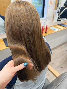 ルプラ アンテ(le-pla Ante) 透明ベージュカラー×つや髪トリートメント