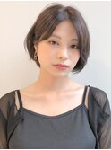 前髪 外ハネボブ くびれヘア ハイライトカラー"