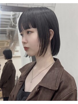 レガーレ(Legare) 切りっぱなしボブ×顔周りレイヤー