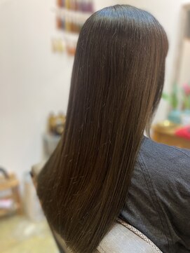 ルーム 辻堂(Rm) 艶ロングヘア