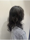 ルーズな抜け感ウェーブ☆ミディアムレイヤーパーマ