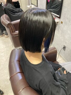 グラッジ 池袋(GLADGE) イヤリングカラーブルー