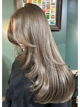 ピグメント(pigment) ヘーゼルベージュ