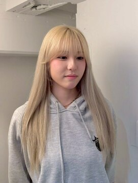 ロマリア ヒルズ 表参道 原宿(Lomalia HILLS) イメチェンケアブリーチベージュ[表参道ダブルカラー縮毛矯正]