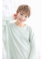 スポンテニアスカラーが光る★コケティッシュマッシュショート
