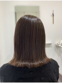 切りっぱなし/外ハネミディアム