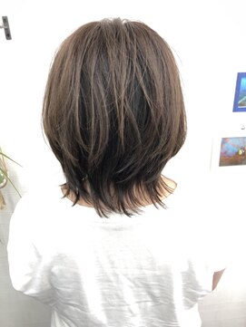 ヘアーサロン ツイン ブローなし簡単セットウルフショート大人可愛い黒髪暗髪20代30代