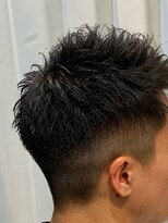 クローバー(CLOVER)&nbsp;心斎橋　小林広明　ショート　ベリーショート