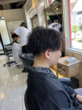 アイズ 海老名(AIZU) 波巻きパーマ　スパイラルパーマ　ツイストスパイラルパーマ