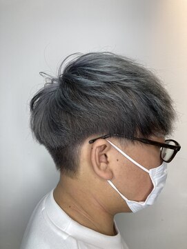 フツーロ 栄(FUTURO) マッシュショート