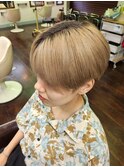 刈り上げマッシュショート