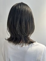 バズ(BUZZ)&nbsp;ブリーチなしアッシュとウルフ★秋山