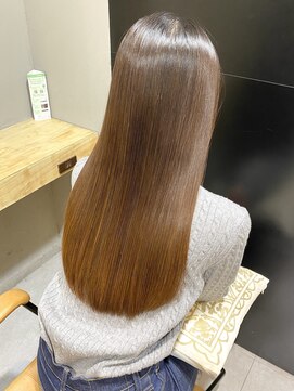 イオエ 元町(ioe) セミディ/シアーカラー/姫カット/カール/髪質改善/縮毛矯正