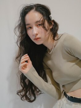 ジュール イオンモールKYOTO店(Jour)の写真/[イオンモールKYOTO店]女性らしいナチュラルさが叶うエアパーマ!クセ毛風もふんわり大きめカールもお任せ◎