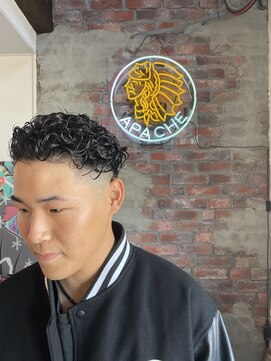 アパッシュ 大町店(Apache) カーリーバックツーブロックスタイル
